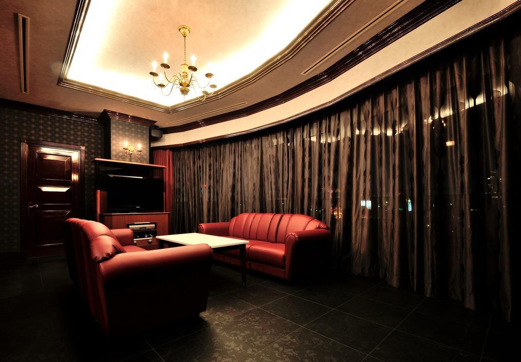 Hotel Alps (Adults Only) Ōsaka Extérieur photo
