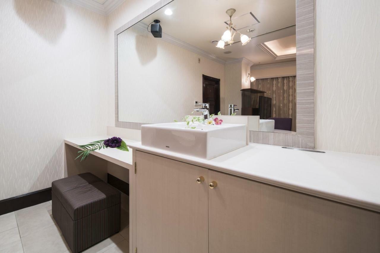 Hotel Alps (Adults Only) Ōsaka Extérieur photo